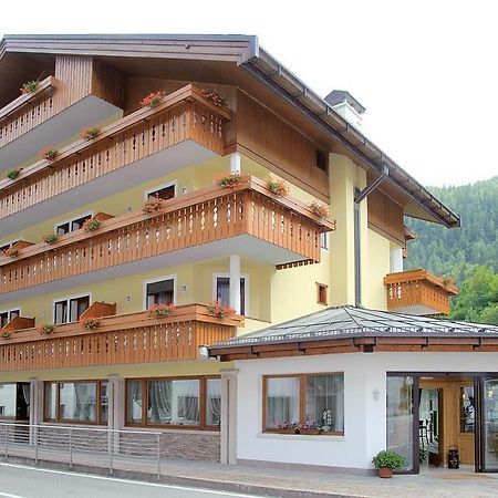 Hotel Garni Posta Форно-ді-Цольдо Екстер'єр фото