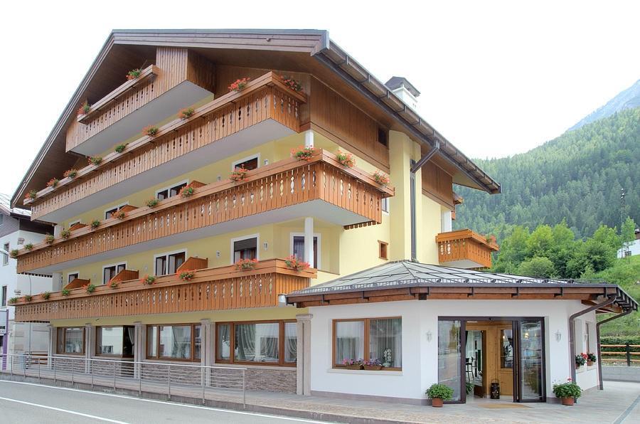 Hotel Garni Posta Форно-ді-Цольдо Екстер'єр фото